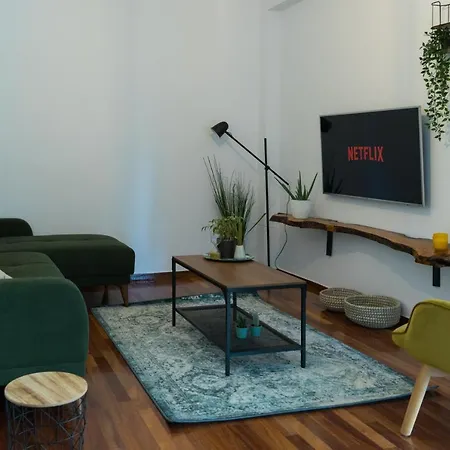 A10 Secrethouse Apartment